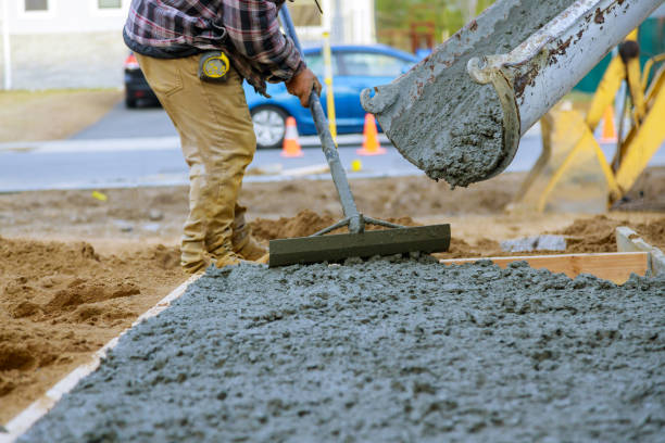 Best Concrete Sidewalk Installation in Carbon Hill, AL